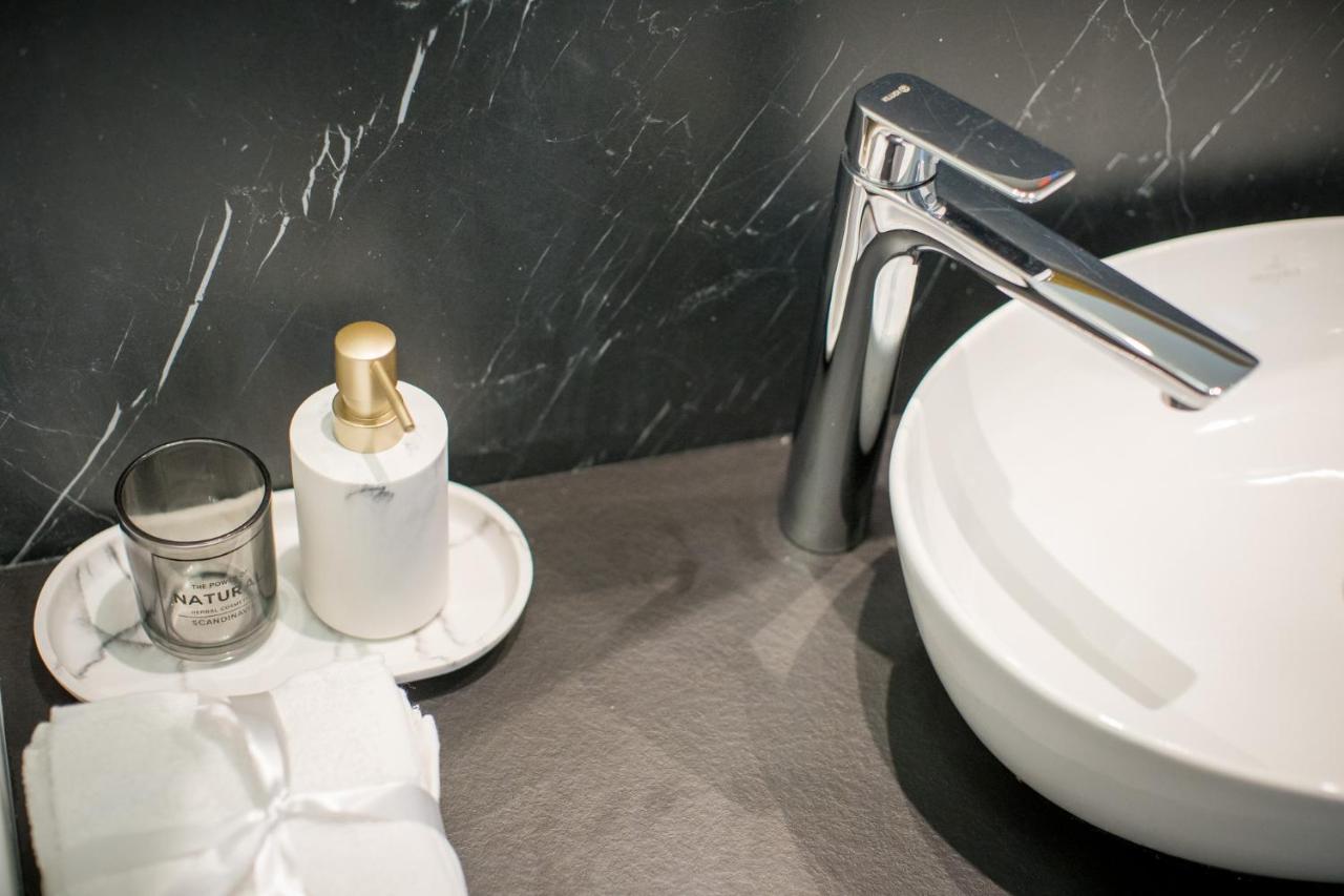 Luxury Apartment Contesa 罗维尼 外观 照片